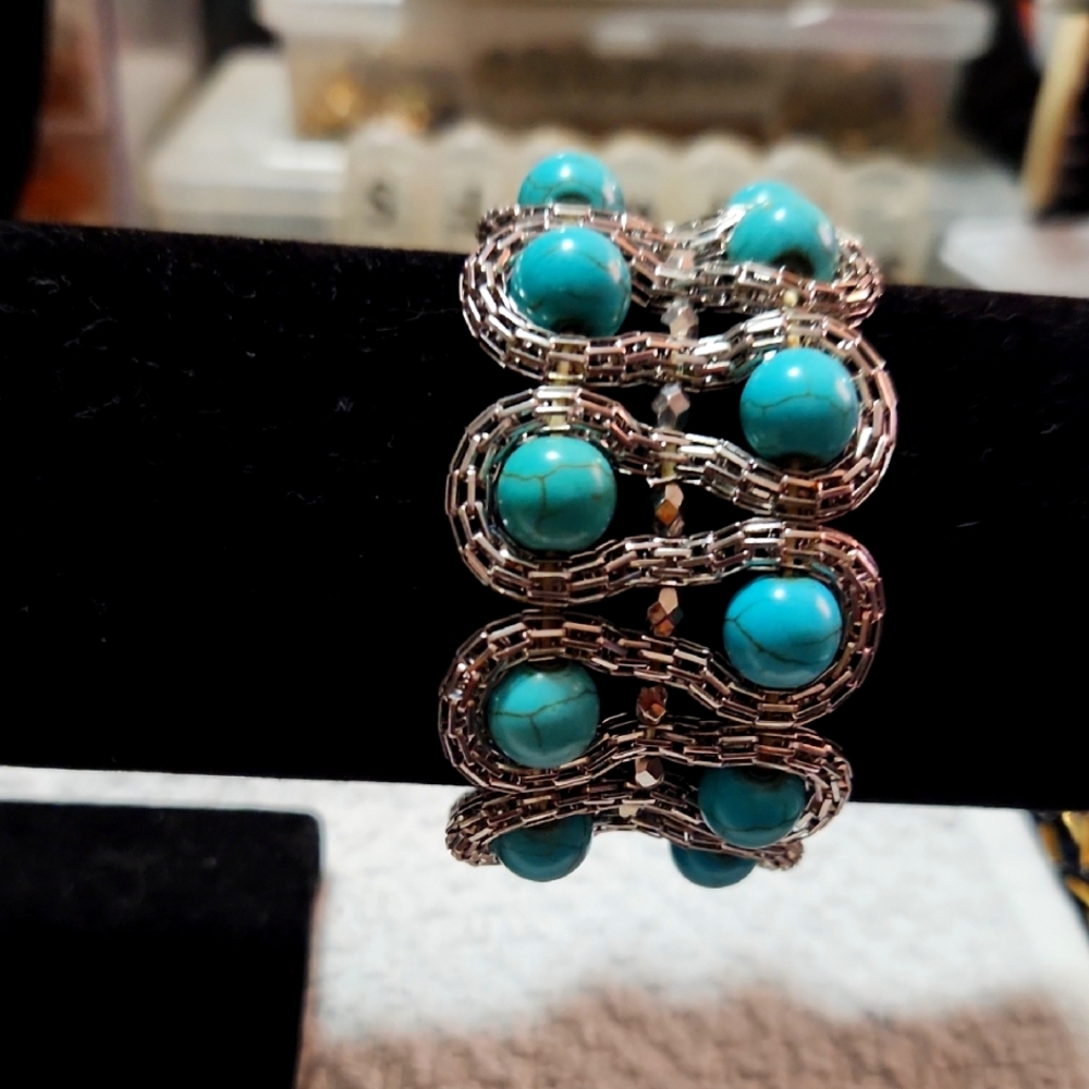 Turquoise and Silver Beaded Bracelet